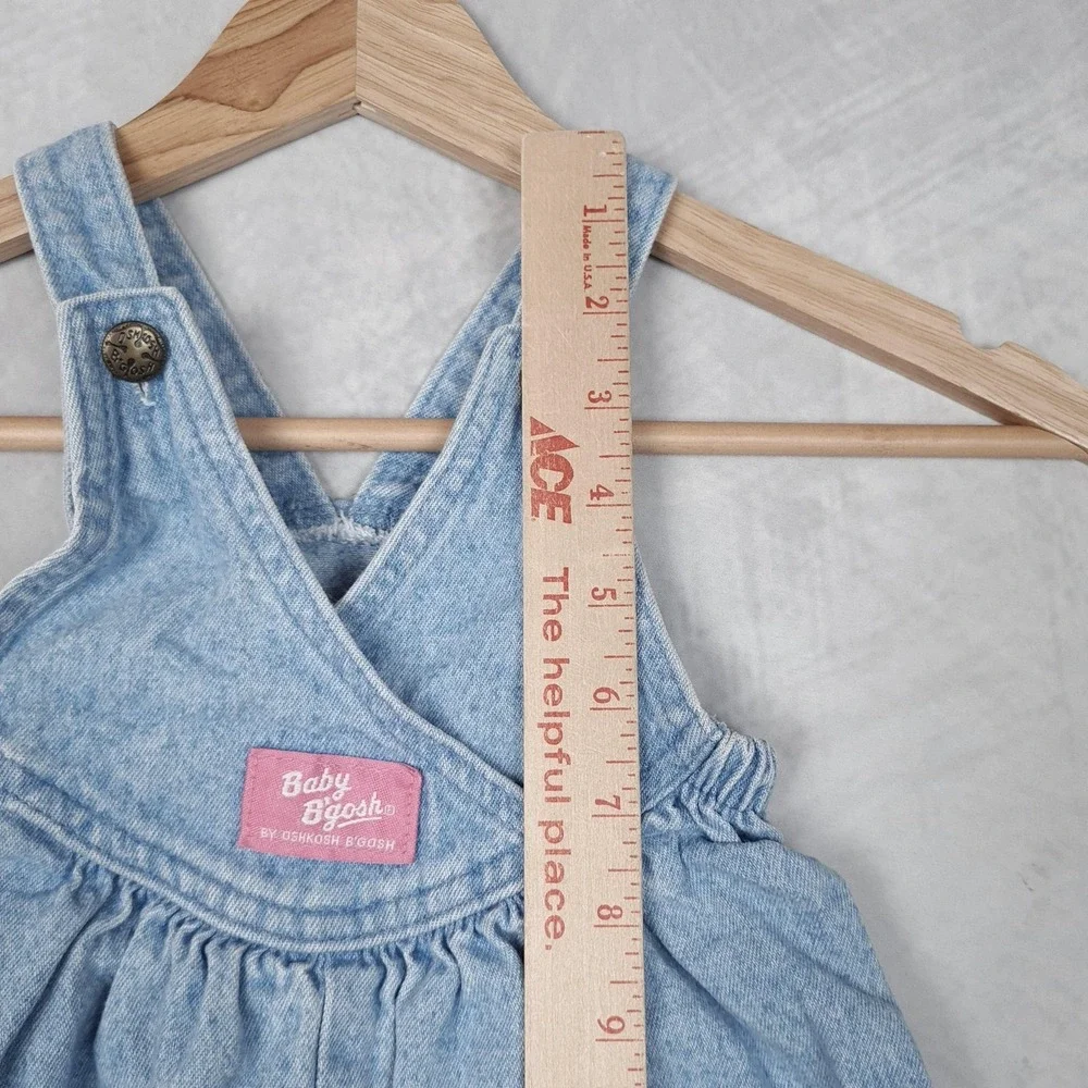 Vntg OshKosh B'gosh Denim Overalls Baby Girls12M Light Blue Pleated Vestbak USA
